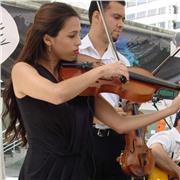 Profesora de música violin, canto y teclado